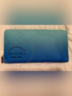 Tiffany & Co. Return to Tiffany Blue Ombré Zip Around Wallet